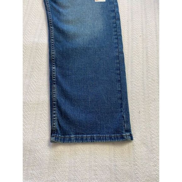 WRANGLER MENS 34 X 30  Premium Denim Relaxed Fit Jeans - Picture 6 of 11